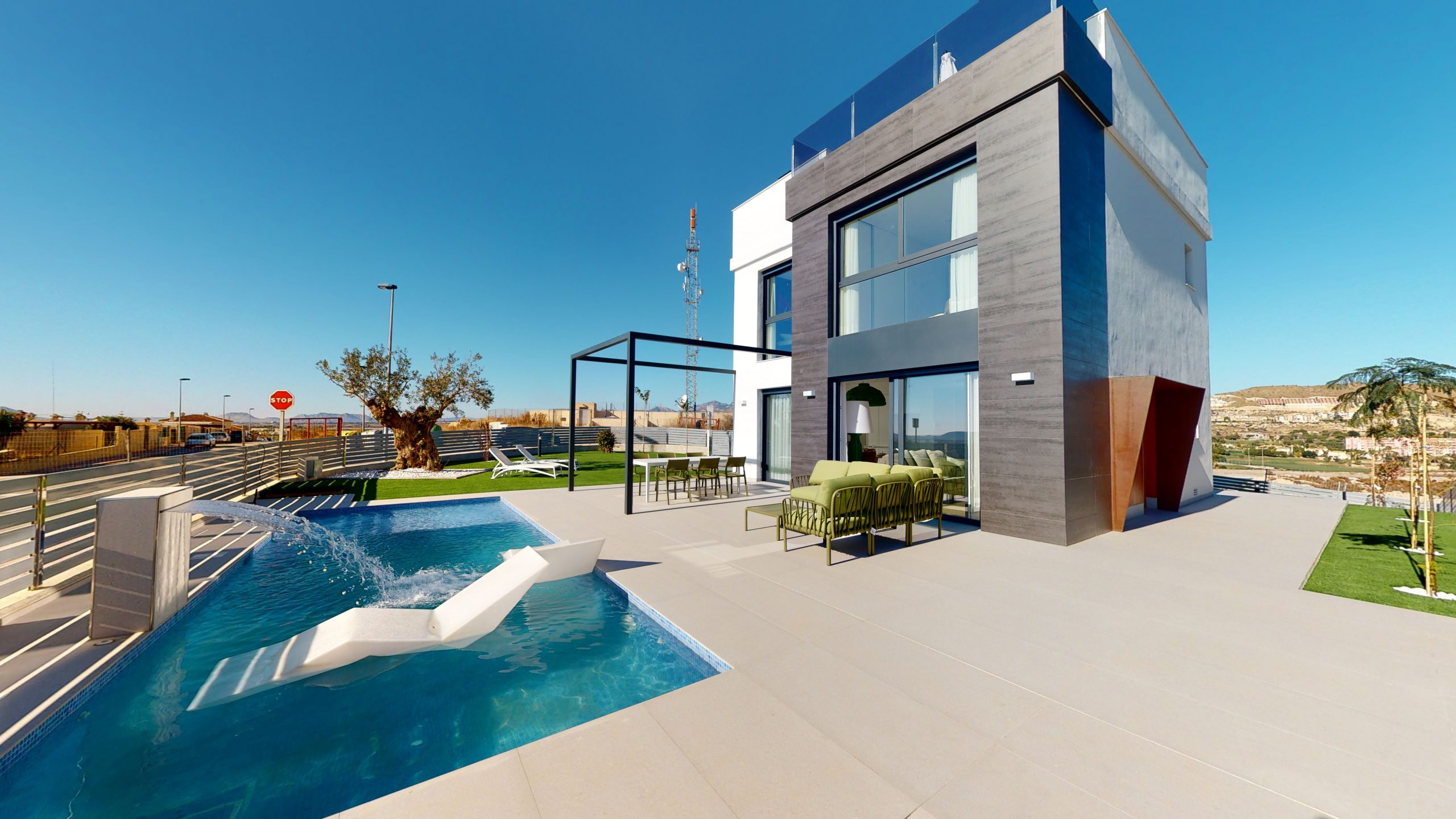 Villa in El Campello (Alicante)