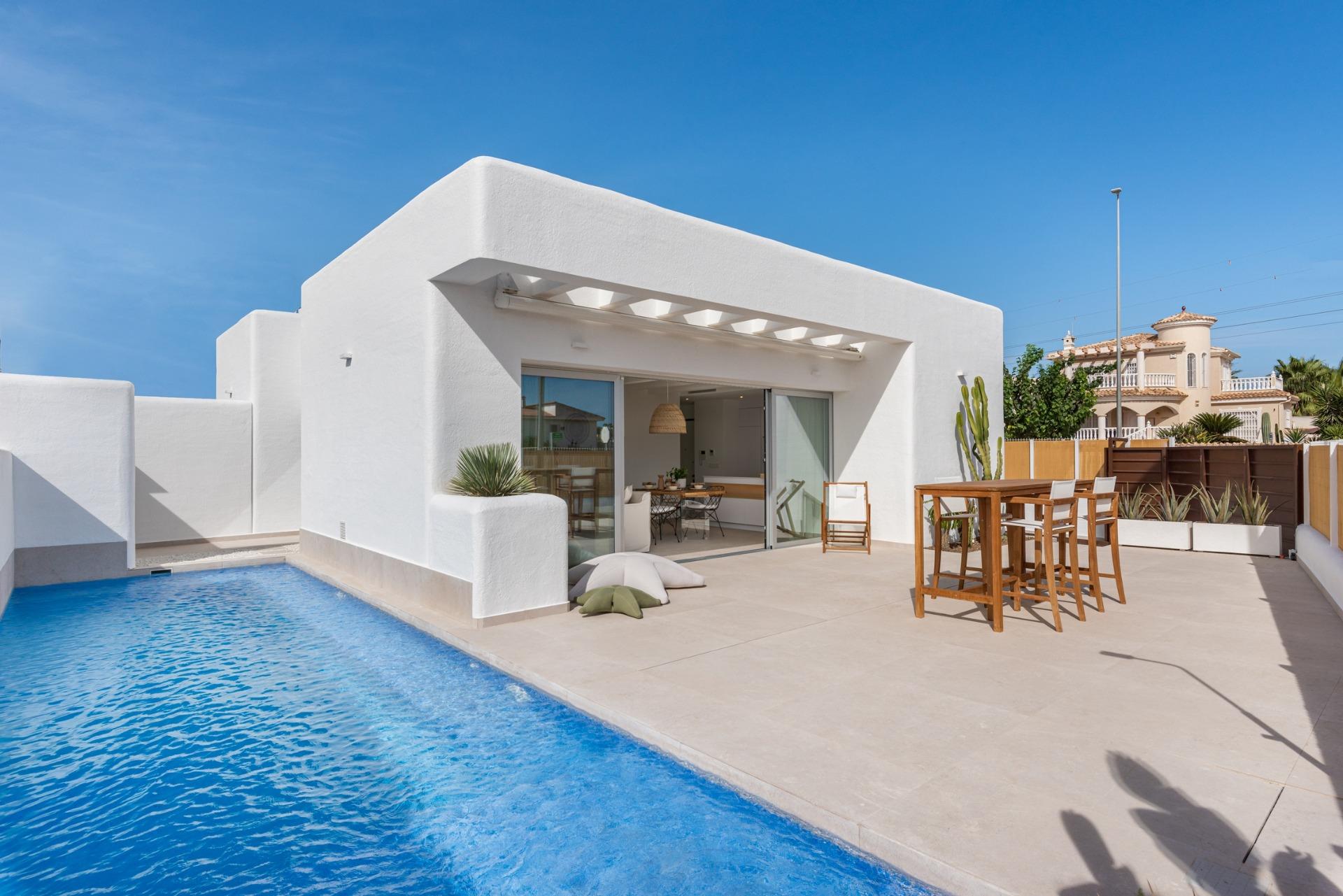 Villa in Dolores (Alicante)