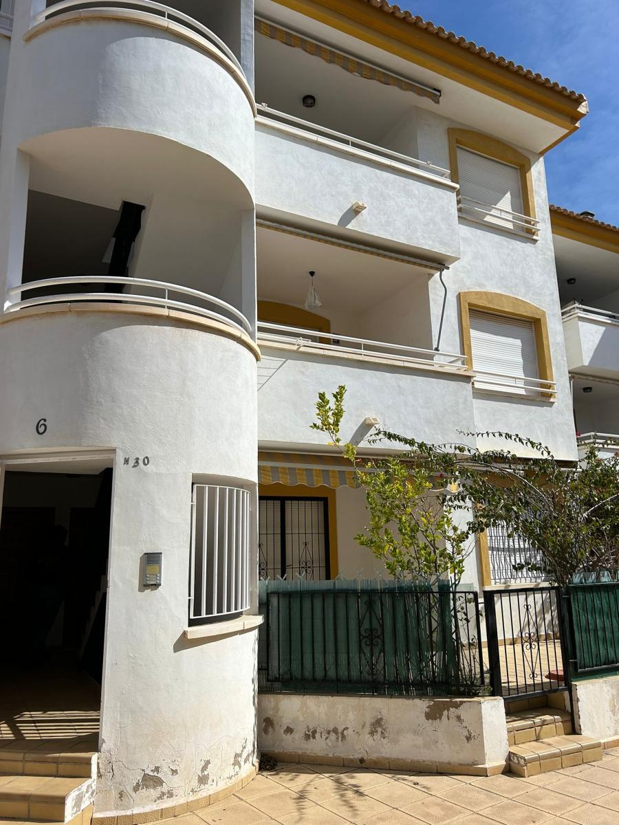 Apartment in Torre De La Horadada (Alicante)